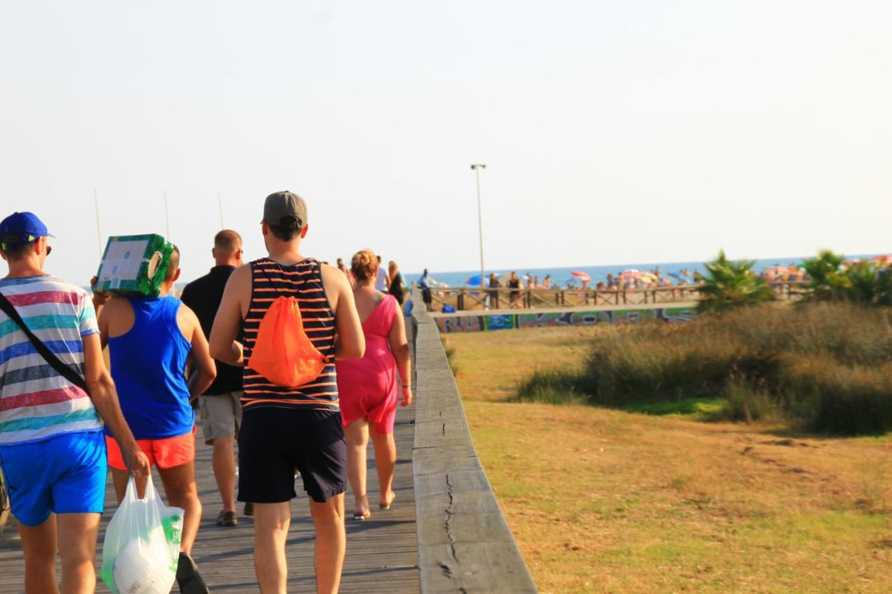 קוניל דה לה פרונטרה Apartamento Cerca De La Playa מראה חיצוני תמונה