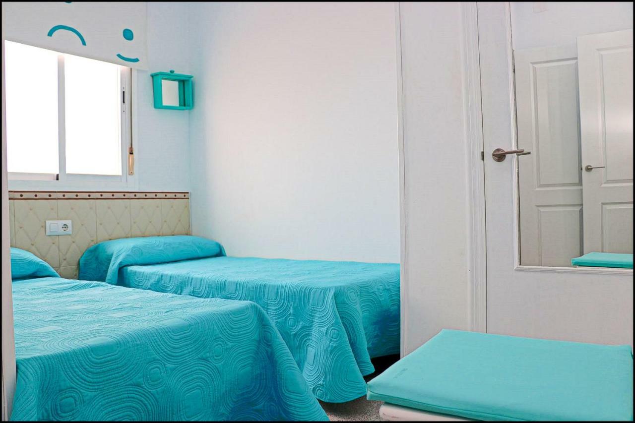 קוניל דה לה פרונטרה Apartamento Cerca De La Playa מראה חיצוני תמונה